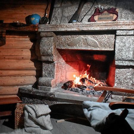 Lodges Veis Kamenice Kültér fotó