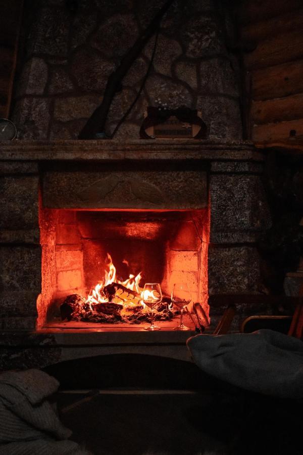Lodges Veis Kamenice Kültér fotó